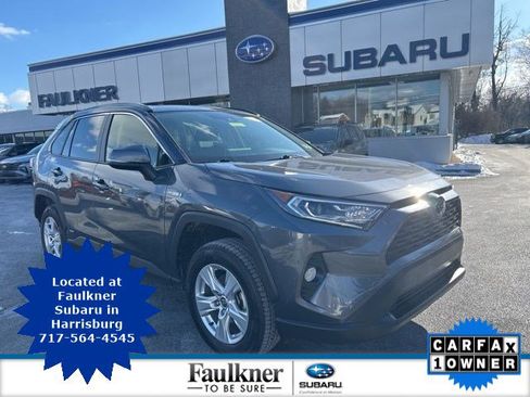 Used 2021 Toyota RAV4 XLE image 1