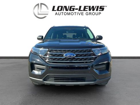 Used 2022 Ford Explorer XLT image 11
