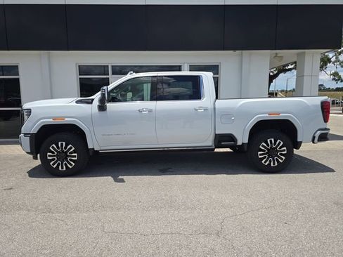 New 2026 GMC Sierra 2500 Denali Ultimate w/ Max Trailering Package AWD/4WD image 4