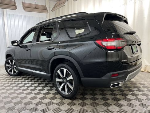 Used 2024 Honda Pilot Touring image 48