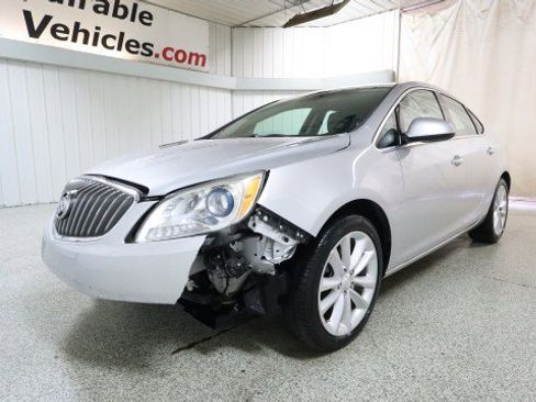 Used 2012 Buick Verano image 2