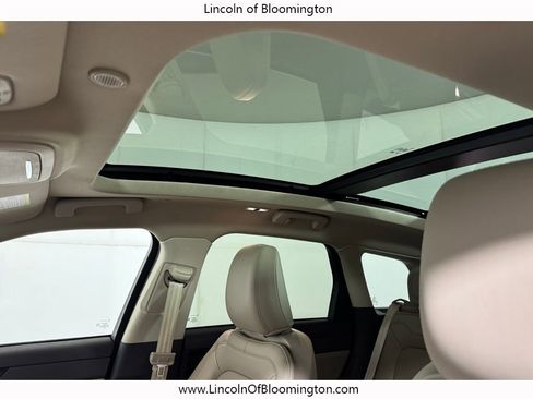 Used 2024 Lincoln Corsair AWD w/ Equipment Group 101A image 24