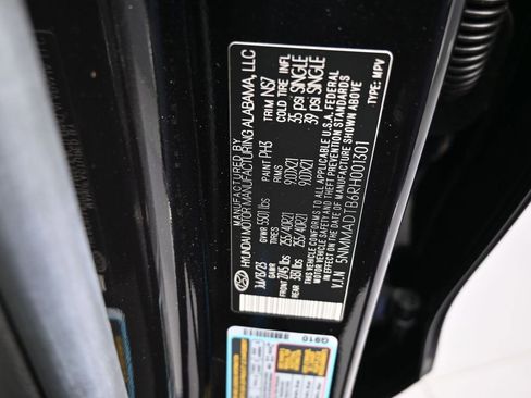 Used 2024 Genesis GV70 2.5T w/ Sport Prestige Package image 18