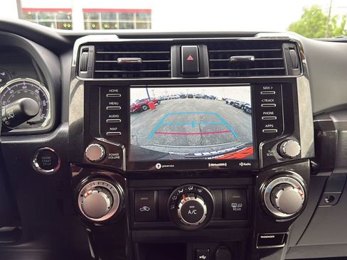 Used 2024 Toyota 4Runner TRD Off-Road AWD/4WD image 25