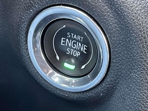 Certified 2019 GMC Sierra 1500 SLT w/ SLT Premium Plus Package AWD/4WD image 39
