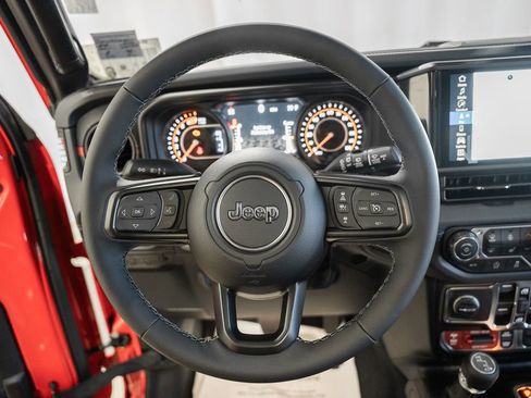 New 2026 Jeep Wrangler Unlimited Rubicon AWD/4WD image 31