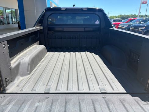 New 2025 Chevrolet Silverado EV RST AWD/4WD image 28