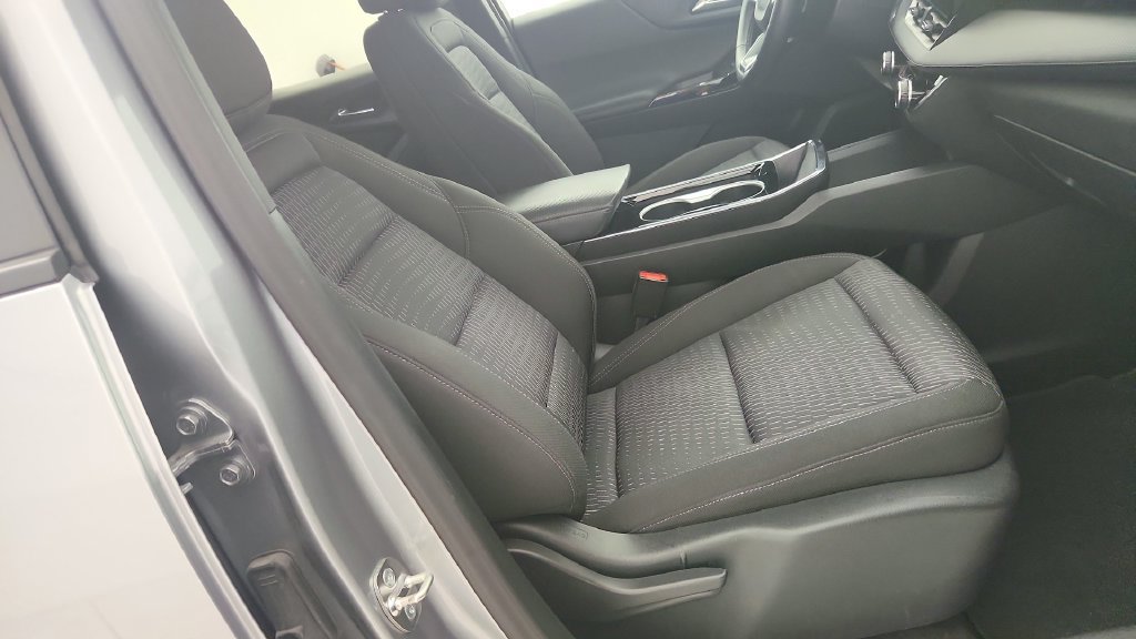 Certified 2025 Chevrolet Equinox LT AWD/4WD image 29
