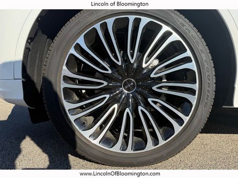 New 2025 Lincoln Aviator Black Label image 16