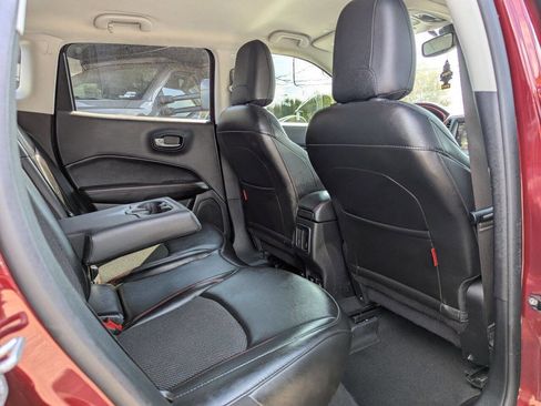 Used 2021 Jeep Compass Trailhawk image 18