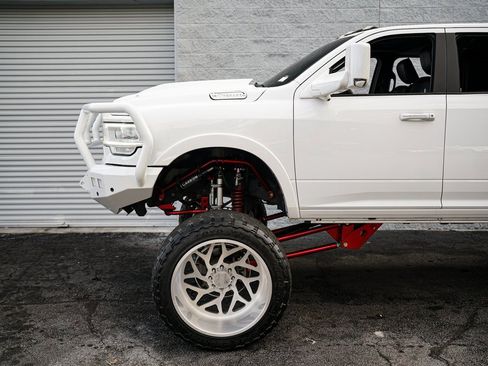 Used 2021 RAM 2500 Laramie w/ Safety Group image 10