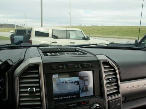 Used 2020 Ford F450 Platinum w/ Snow Plow Prep Package image 28