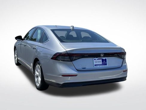 Used 2025 Honda Accord LX image 4