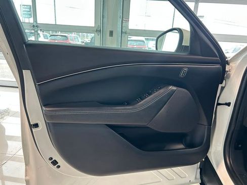 Used 2022 Ford Mustang Mach-E Select image 13