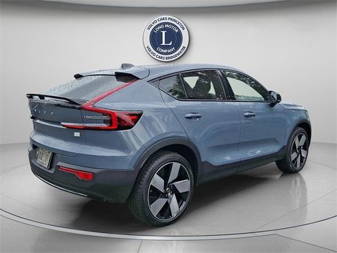 Certified 2023 Volvo C40 P8 Recharge Ultimate w/ Protection Package Premier image 7