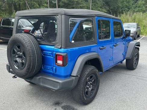 Used 2025 Jeep Wrangler Unlimited Sport AWD/4WD image 5