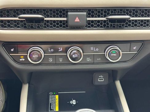 Used 2025 Honda HR-V EX-L image 22