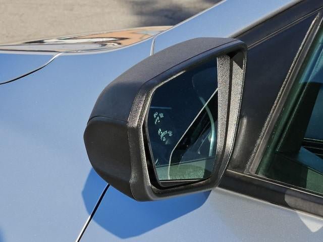 Used 2019 Chevrolet Equinox LS w/ LS Convenience Package FWD image 19