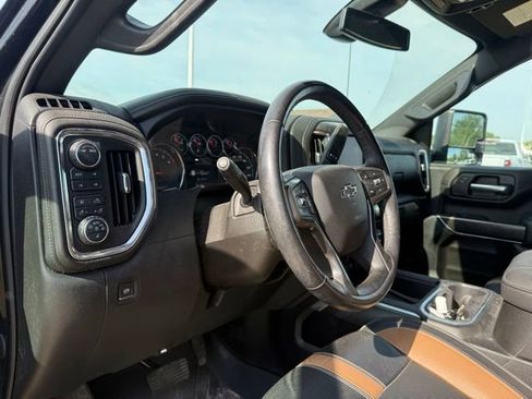 Used 2021 Chevrolet Silverado 2500 LTZ w/ Carhartt Edition AWD/4WD image 13