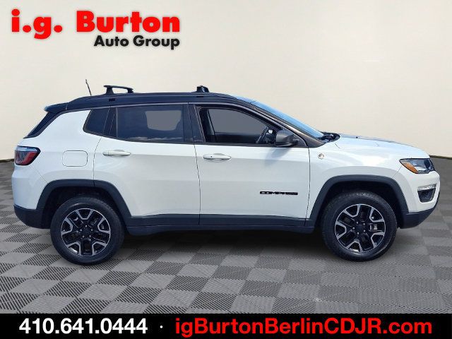 Used 2019 Jeep Compass Trailhawk AWD/4WD image 7