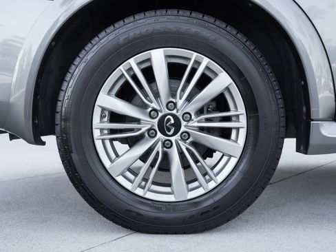 Certified 2018 INFINITI QX80 2WD image 30