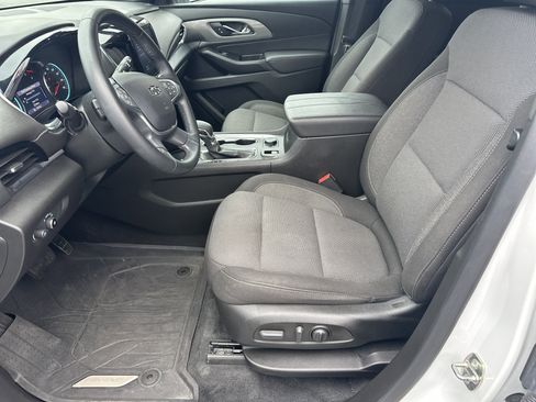 Certified 2023 Chevrolet Traverse LT image 8