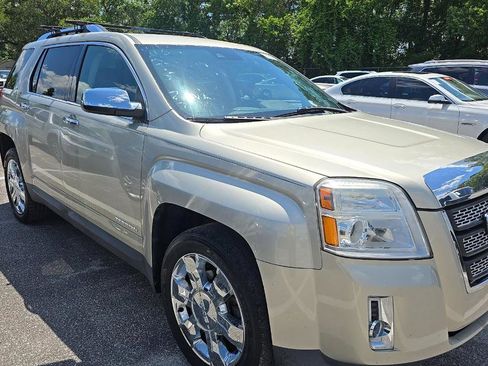 Used 2015 GMC Terrain SLT FWD image 1
