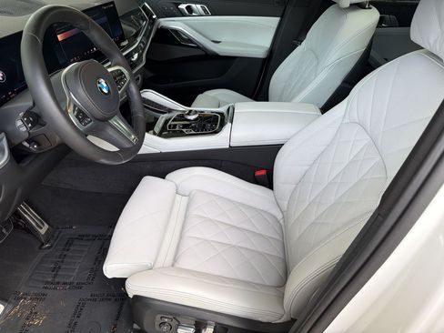 Used 2024 BMW X6 xDrive40i w/ Executive Package AWD/4WD image 5