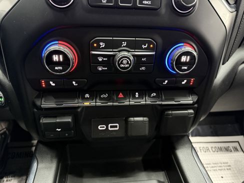 Used 2021 Chevrolet Silverado 1500 RST w/ Z71 Off-Road Package image 18