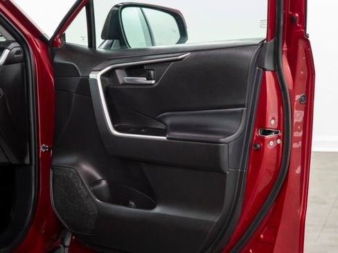 Used 2023 Toyota RAV4 XLE image 14