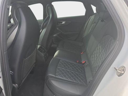 Used 2023 Audi S4 Premium Plus w/ Premium Plus Package AWD/4WD image 28