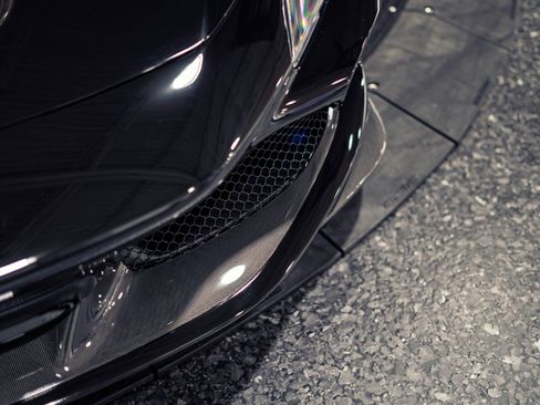 Used 2023 Ferrari F8 Tributo RWD image 33