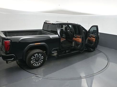Used 2024 GMC Sierra 2500 Denali Ultimate w/ Max Trailering Package AWD/4WD image 31