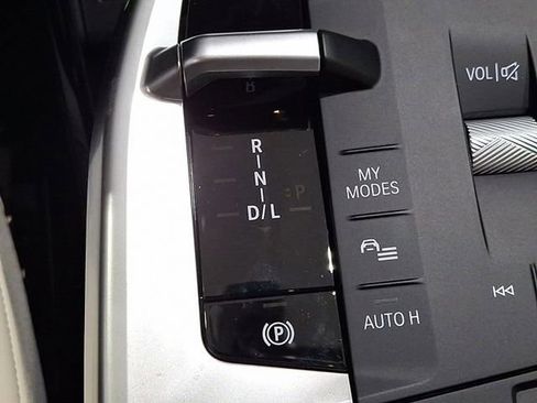 Used 2026 BMW X1 xDrive28i w/ Technology Package AWD/4WD image 12