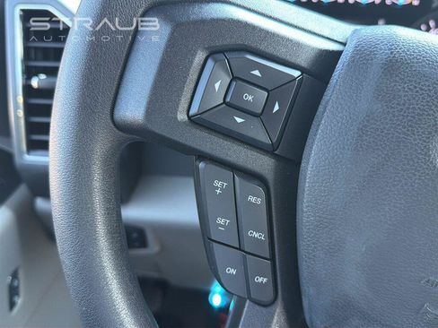 Used 2022 Ford F250 XLT w/ Black Appearance Package AWD/4WD image 15