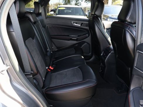 Used 2021 Ford Edge ST-Line image 17