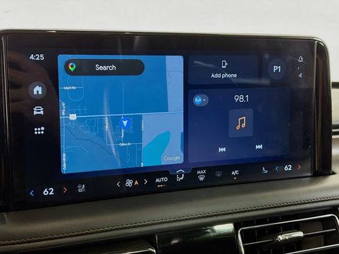 Used 2025 Lincoln Aviator Reserve AWD/4WD image 16