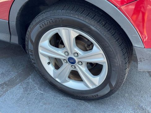 Used 2015 Ford Escape SE FWD image 7