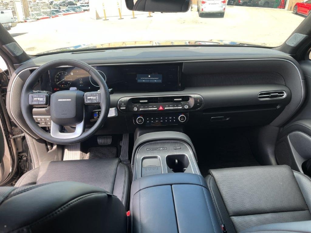 Used 2026 Hyundai Palisade Calligraphy FWD image 18