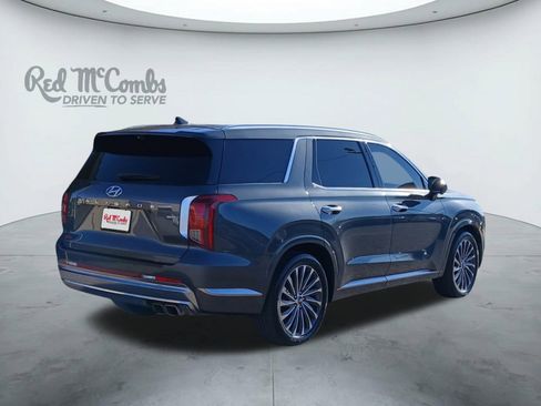 Used 2023 Hyundai Palisade Calligraphy image 5