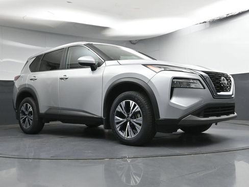 Certified 2023 Nissan Rogue SV AWD/4WD image 24