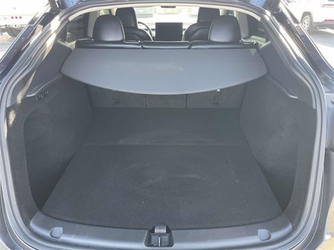 Used 2024 Tesla Model Y Performance image 22