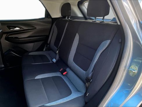 Used 2023 Chevrolet TrailBlazer LT FWD image 21
