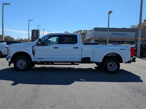 Certified 2024 Ford F350 XLT image 7