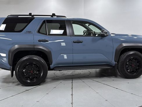 Certified 2025 Toyota 4Runner TRD Off-Road Premium image 6