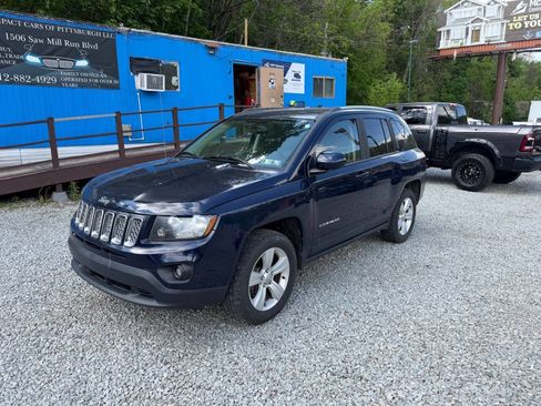 Used 2014 Jeep Compass Latitude AWD/4WD image 4