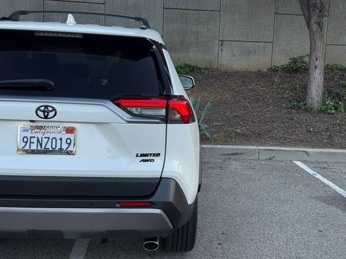 Used 2019 Toyota RAV4 Limited w/ Cold Weather Package image 16