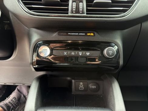 Used 2024 Ford Escape ST-Line w/ Tech Pack #1 FWD image 31