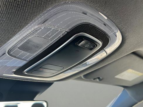 Used 2022 Hyundai Elantra SE w/ Preferred Accessory Package image 29