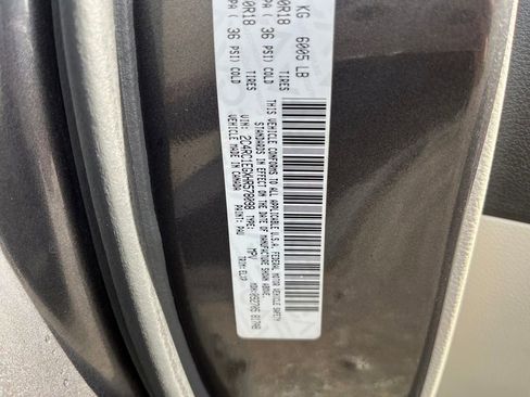 Used 2017 Chrysler Pacifica Touring-L Plus w/ Advanced Safetytec Group FWD image 38